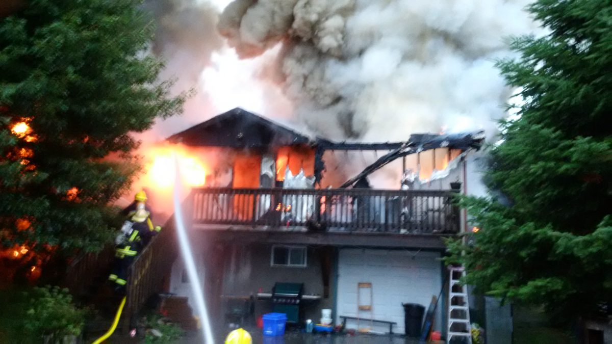 Fire destroys home in Huntsville