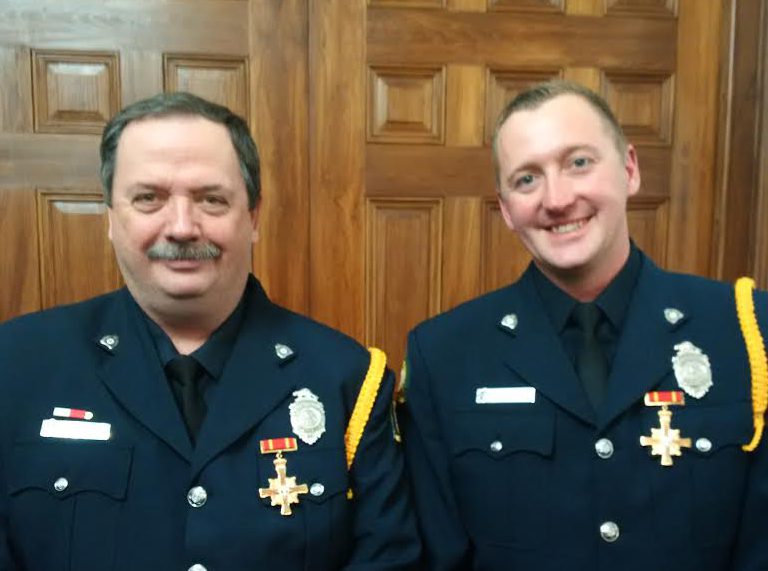 Gravenhurst firefighters awarded medal for bravery