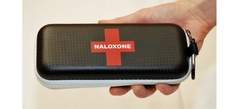 Police save over 100 people using naloxone
