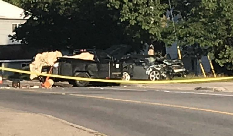 Crash closes Main Street West in Huntsville