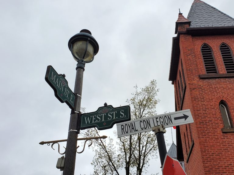 Signs of change— Huntsville to overhaul town signage