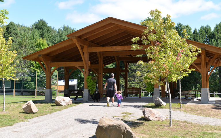 Lake of Bays residents purchase Dorset Pavilion and Community Park, extend lease with township